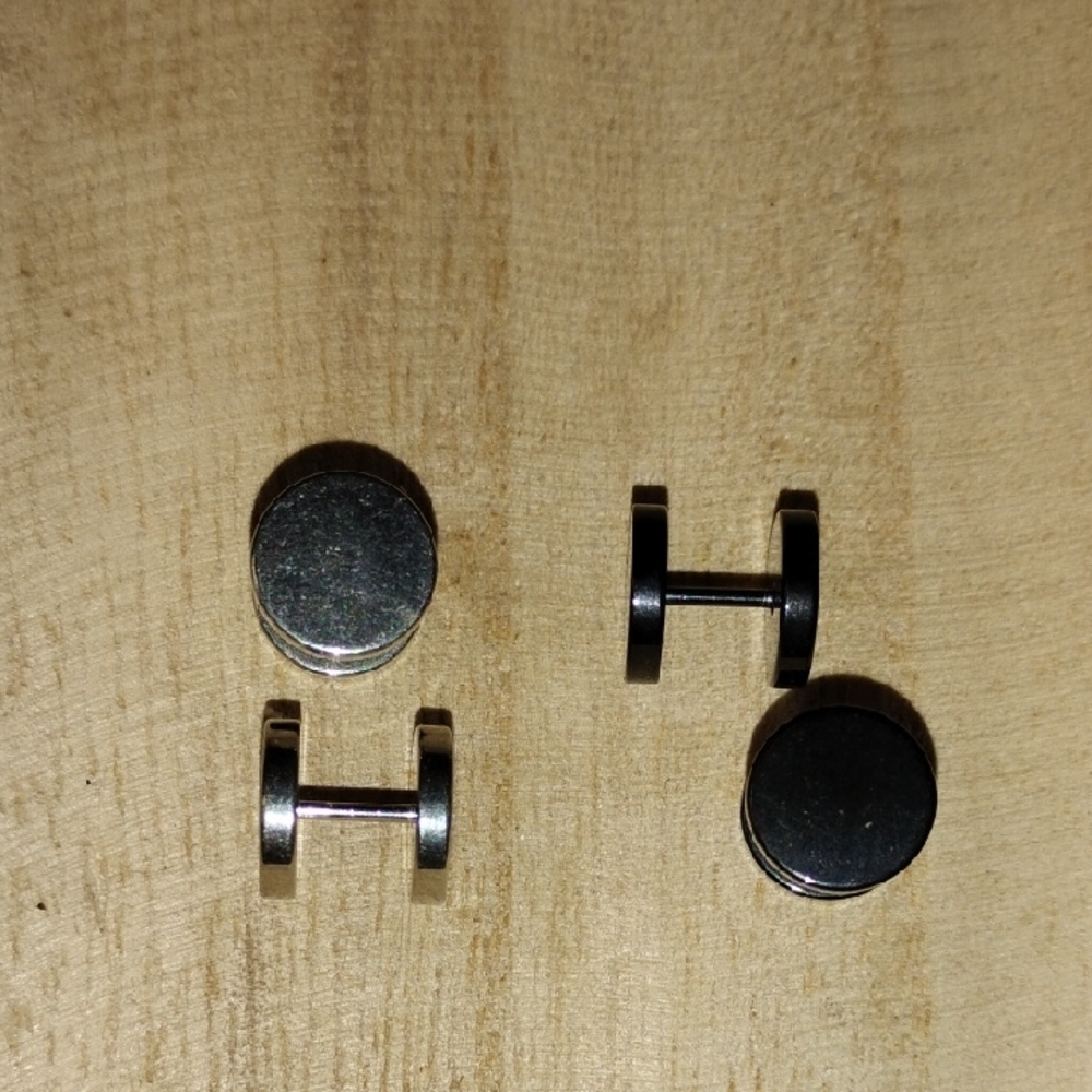 Black and Silver Tone Earrings